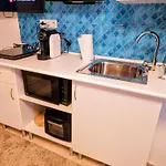 Estudios Apartment Badalona